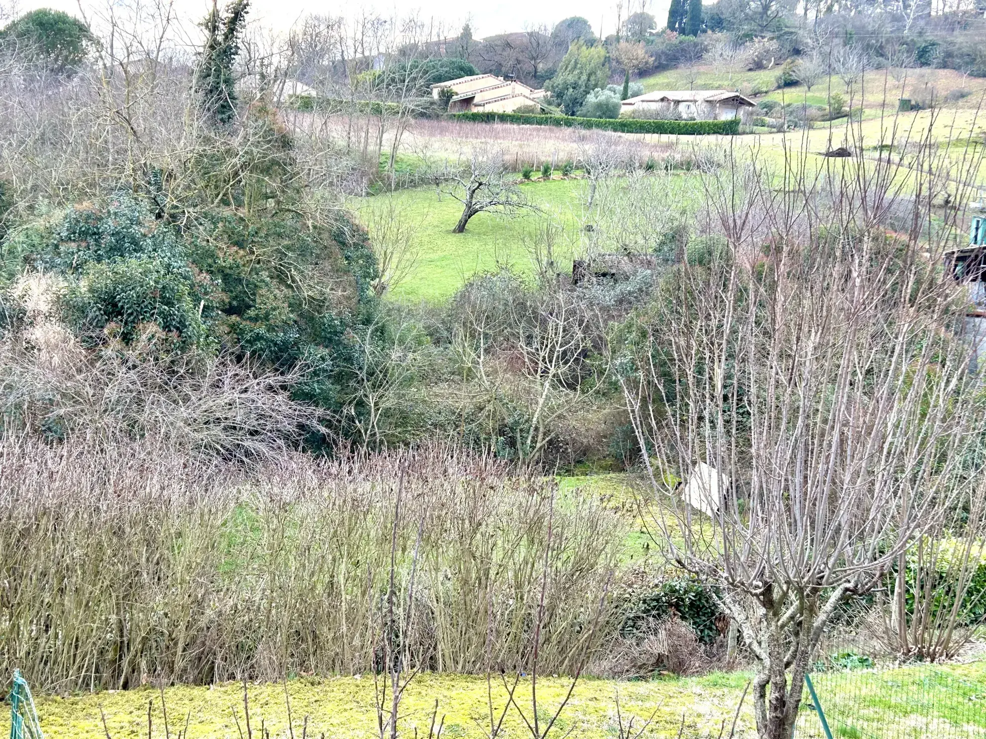 Terrain à bâtir de 810 m² en zone ABF à Donneville 