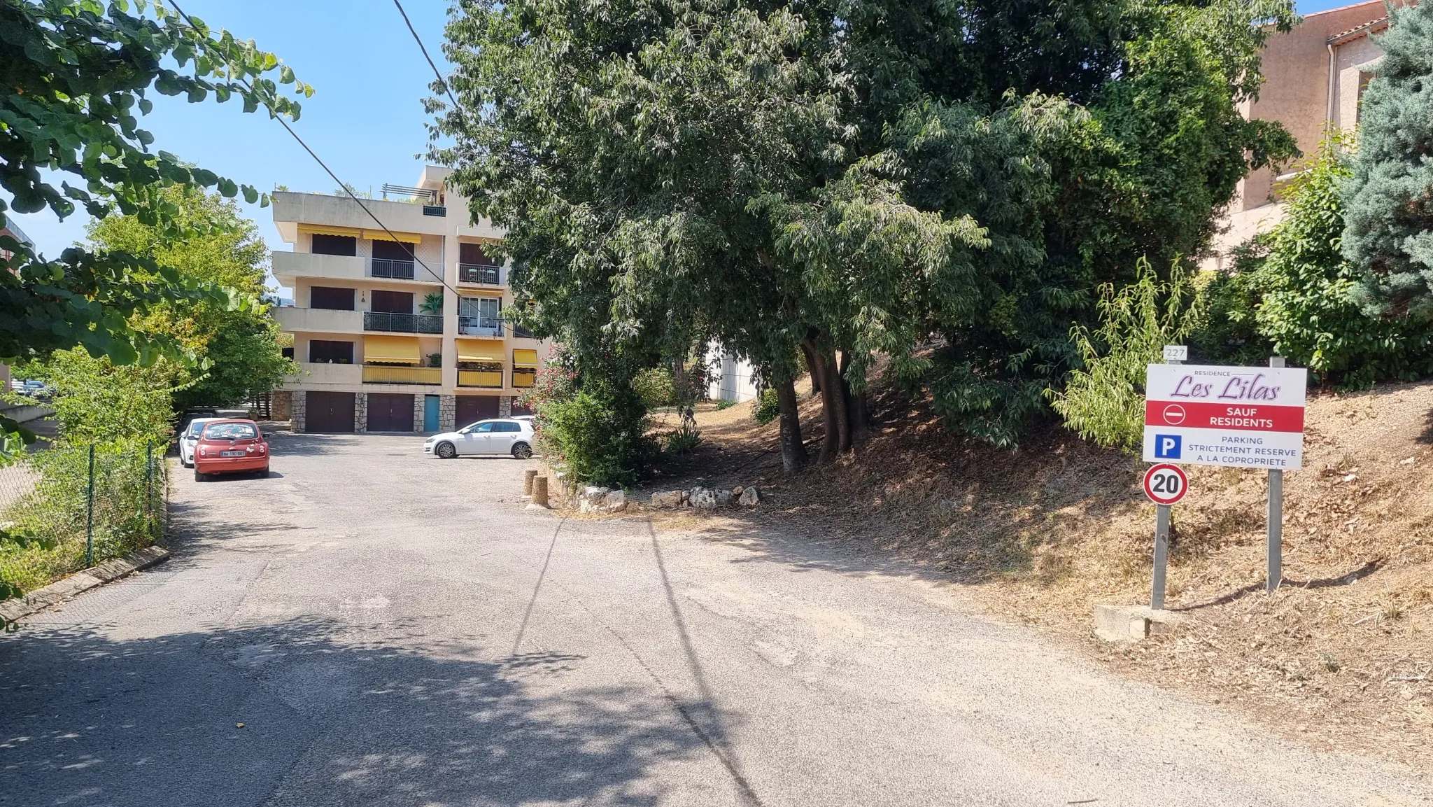 Appartement 62 m² à vendre à Draguignan avec loggia et balcon - Excellent rendement locatif 