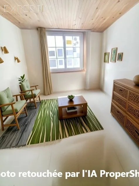 Maison à Pons de 126 m² avec jardin, 3 chambres et cave au centre-ville 