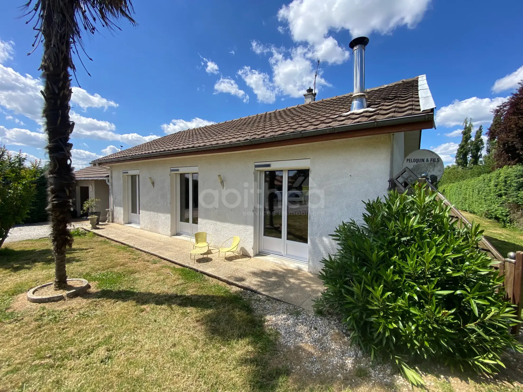 Charmante maison de plain-pied à La Péruse (16270) avec jardin et garage