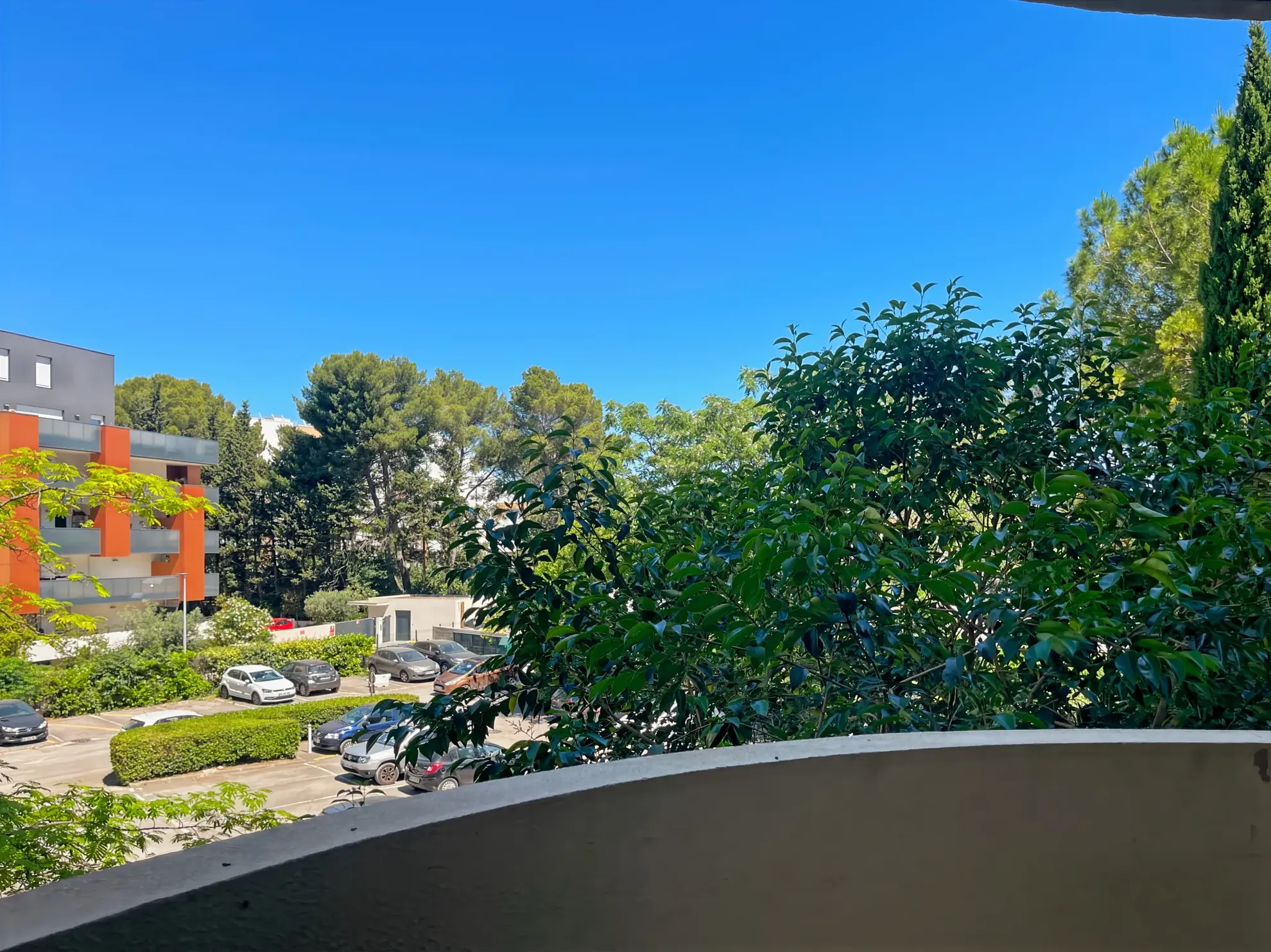 Appartement 3 pièces avec terrasse et garage à Montpellier dans le quartier Estanove 