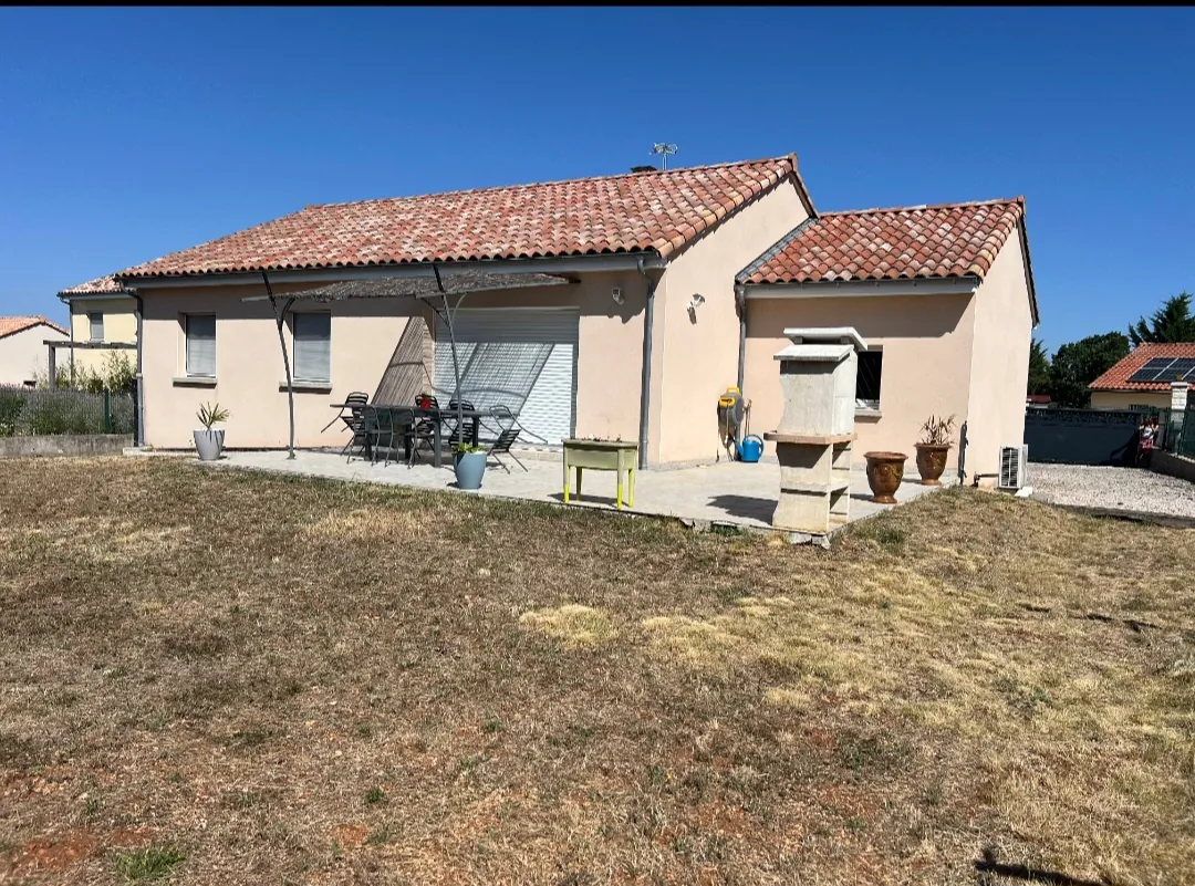 Maison moderne de 90 m² avec terrasse et garage à La Cavalerie 