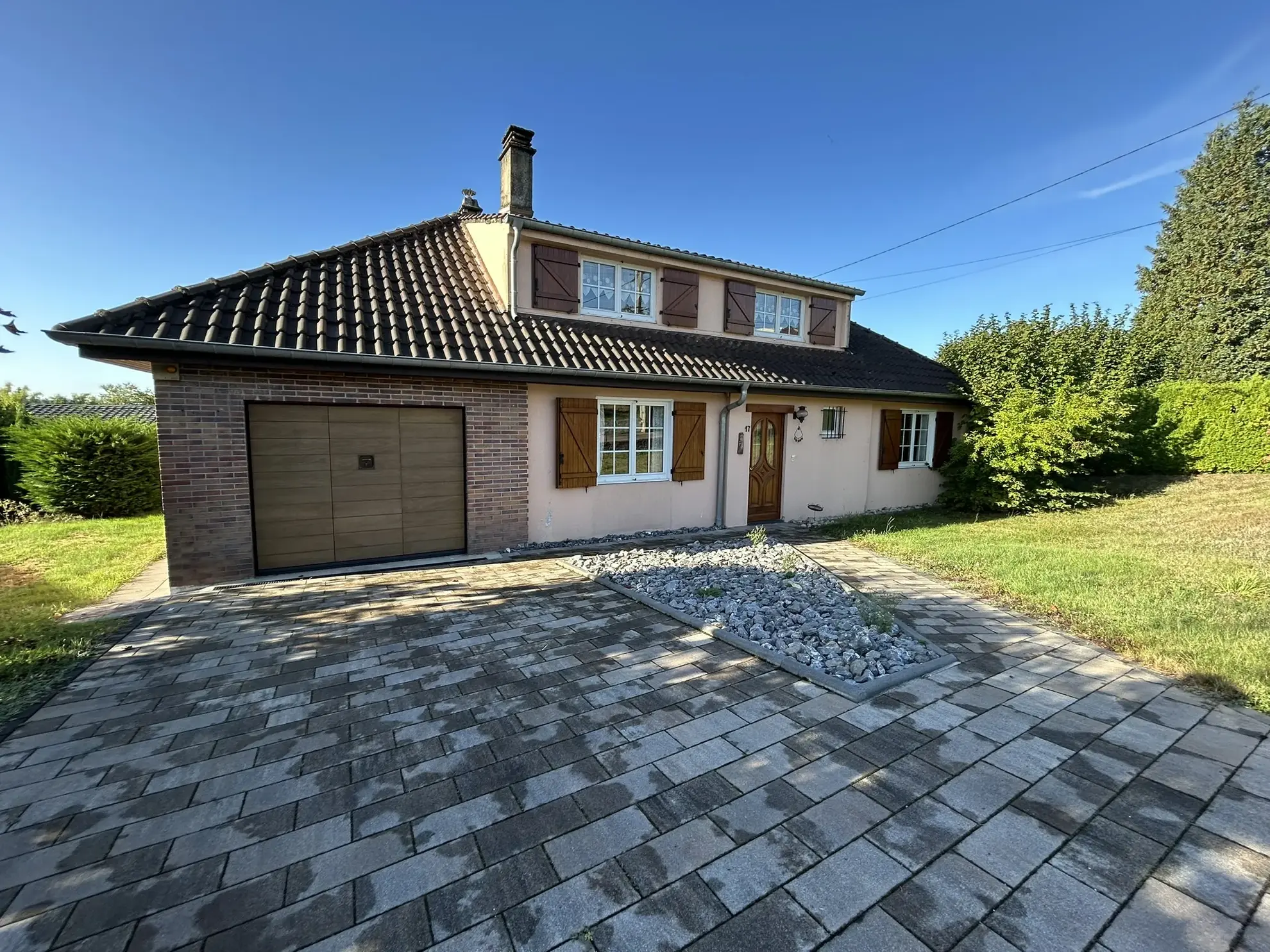 Maison individuelle à Hombourg Haut avec jardin et garage – Opportunité rare