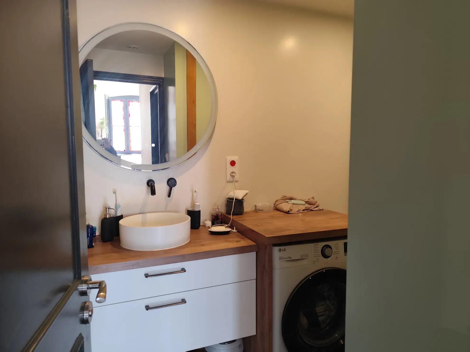 Appartement rénové de 69 m² à Bagnères-de-Luchon avec parking et cave 