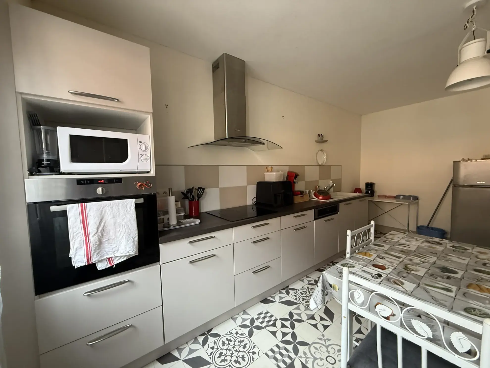 Maison à Vimoutiers avec 3 appartements en centre-ville – Investissement ou rénovation