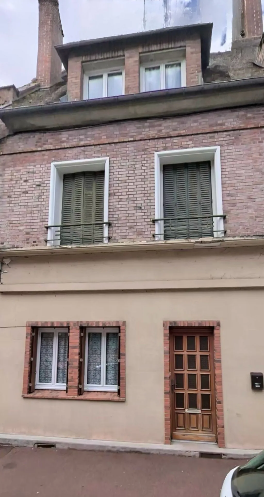 Maison à Vimoutiers avec potentiel d'investissement, 110 m², 3 appartements à rénover 