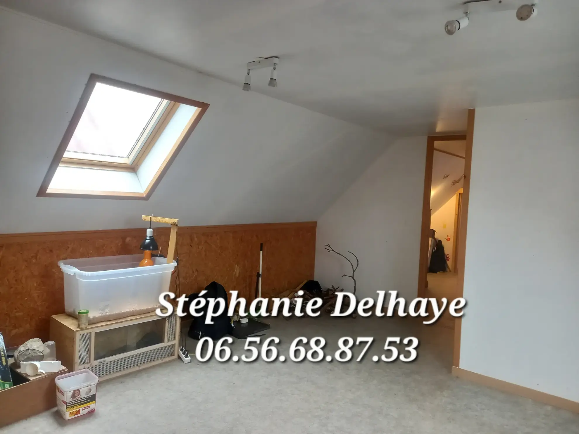 Belle maison de 175 m² avec dépendances et terrain à Erin – Potentiel pour artisan ou animaux 