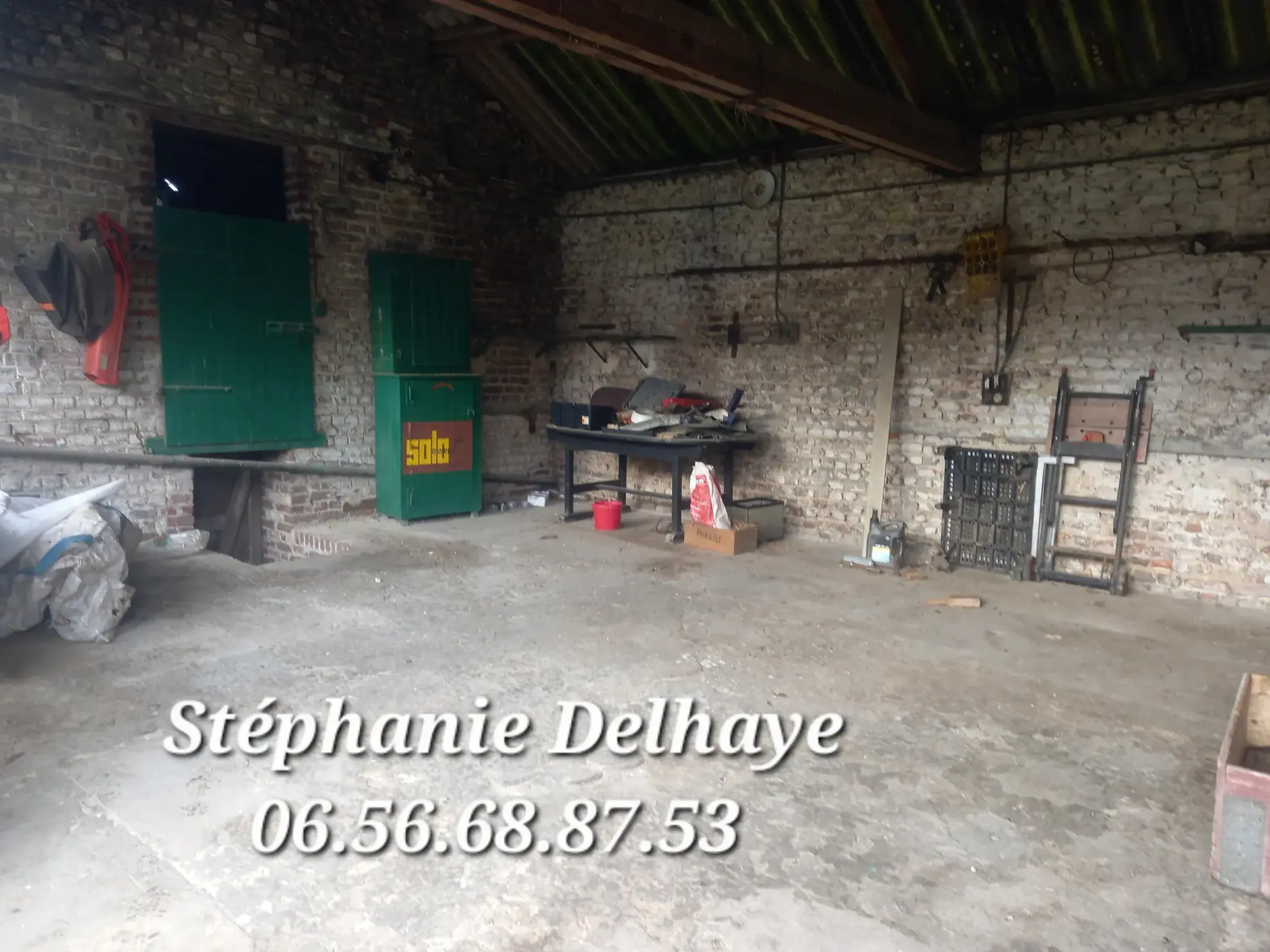 Belle maison de 175 m² avec dépendances et terrain à Erin – Potentiel pour artisan ou animaux 