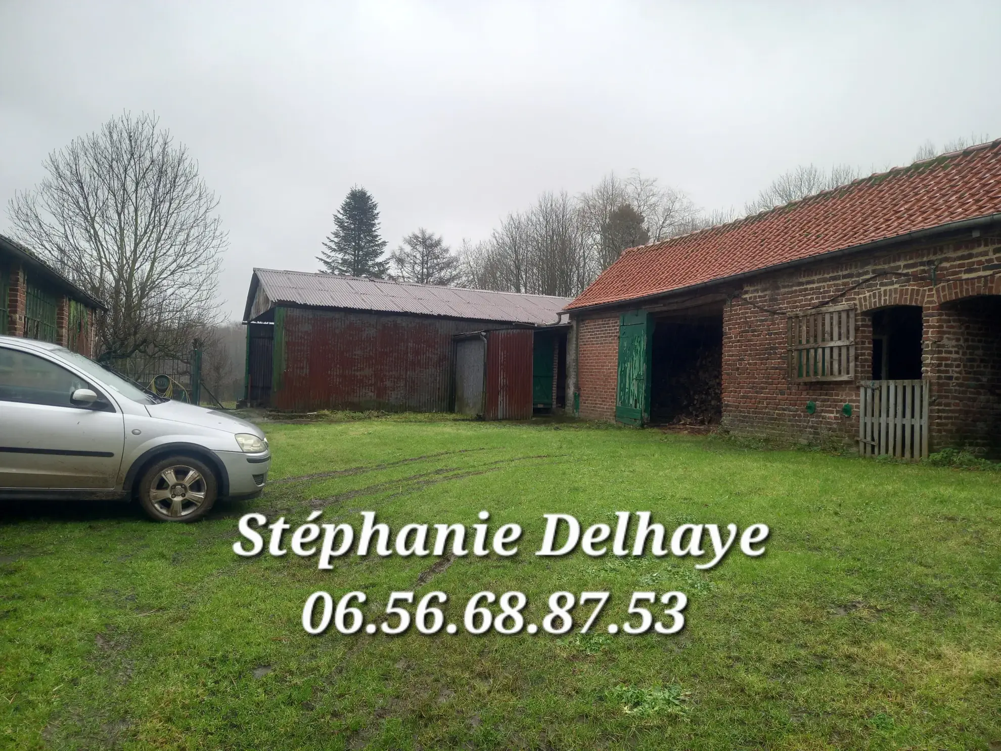 Belle maison de 175 m² avec dépendances et terrain à Erin – Potentiel pour artisan ou animaux 