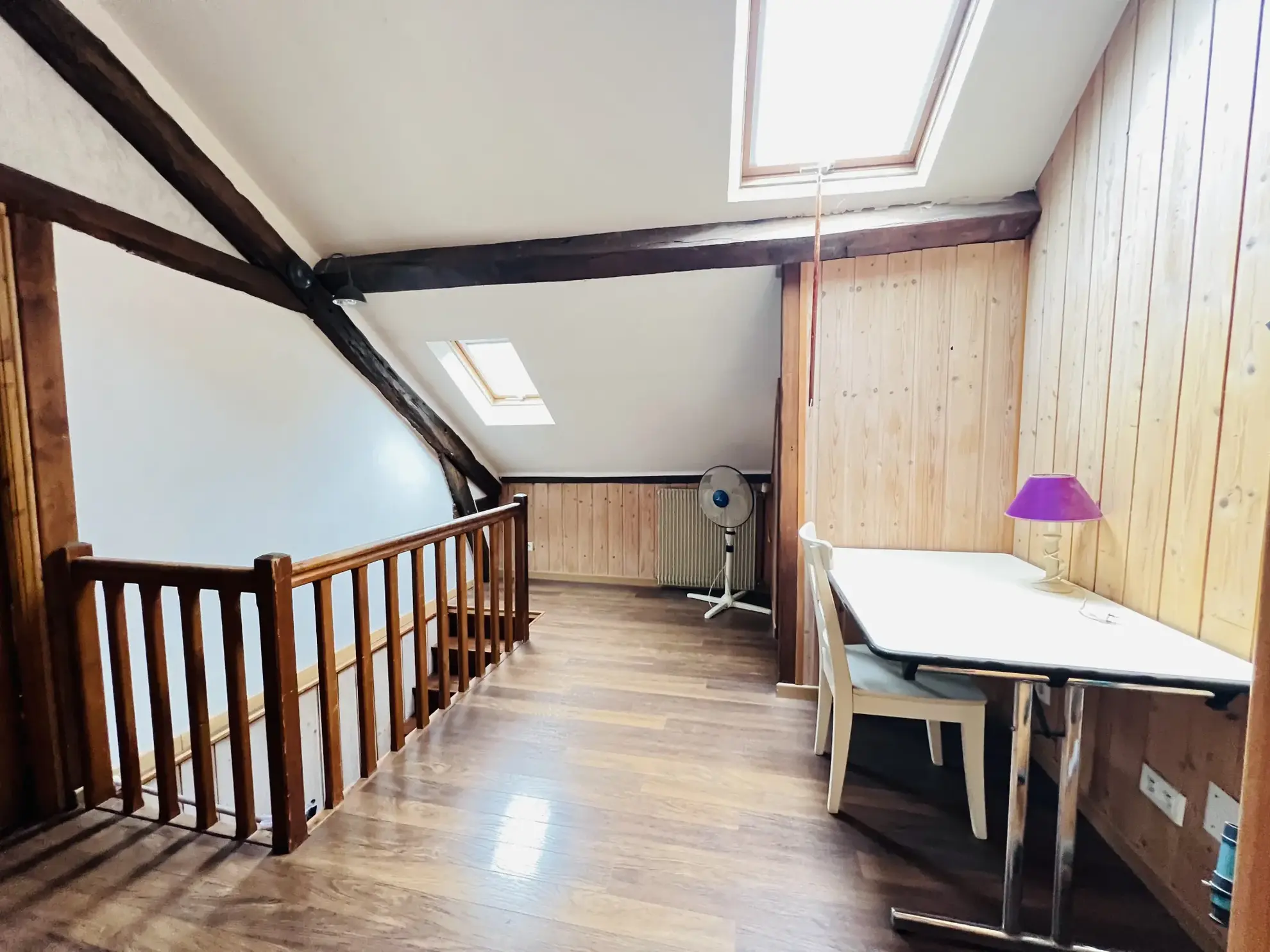 Maison à Voves avec dépendance et terrain de 275 m², 2 chambres 