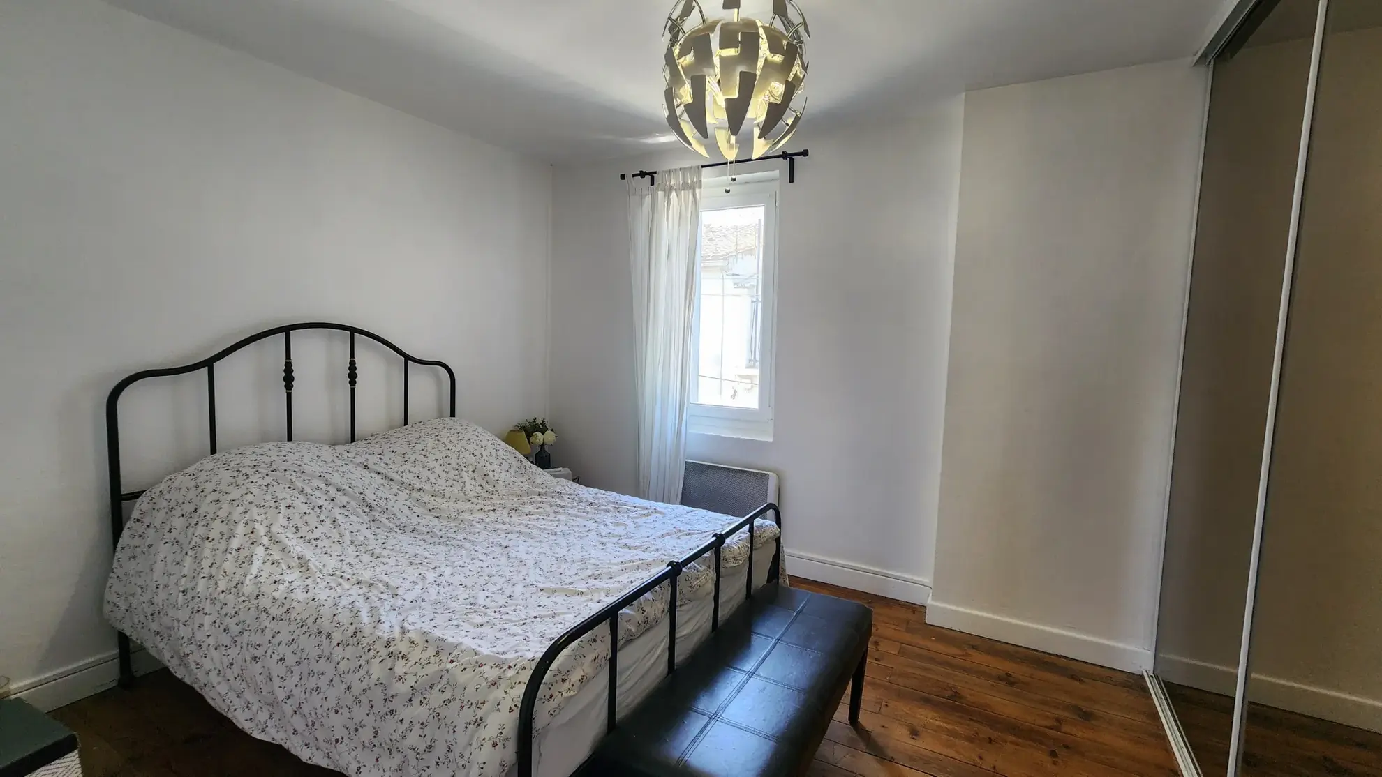 Maison de ville rénovée à Marmande avec terrasse proche gare et centre-ville 