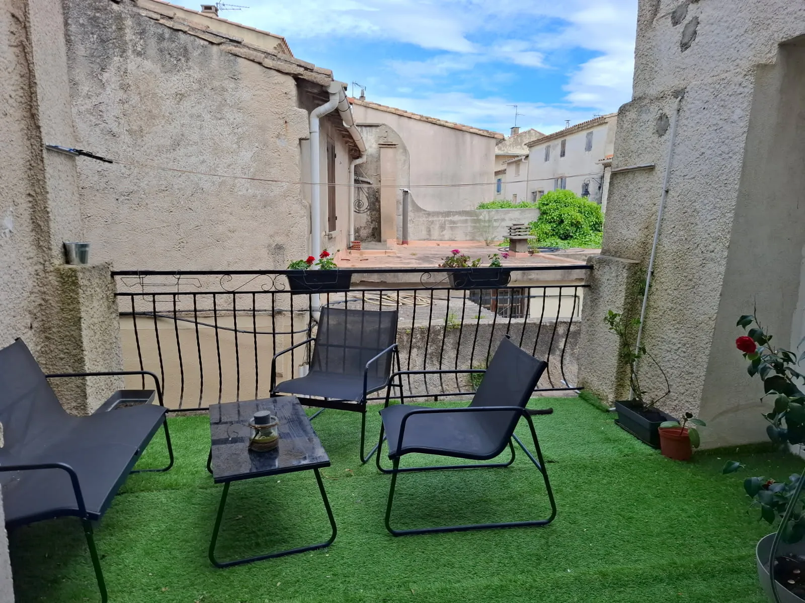 Maison de village 4 chambres avec terrasse à vendre à Codognan 