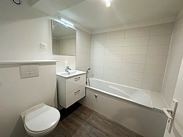 Maison en Triplex rénovée de 40 m² au centre historique de Muret 