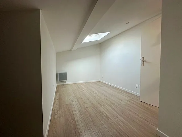 Maison en Triplex rénovée de 40 m² au centre historique de Muret 