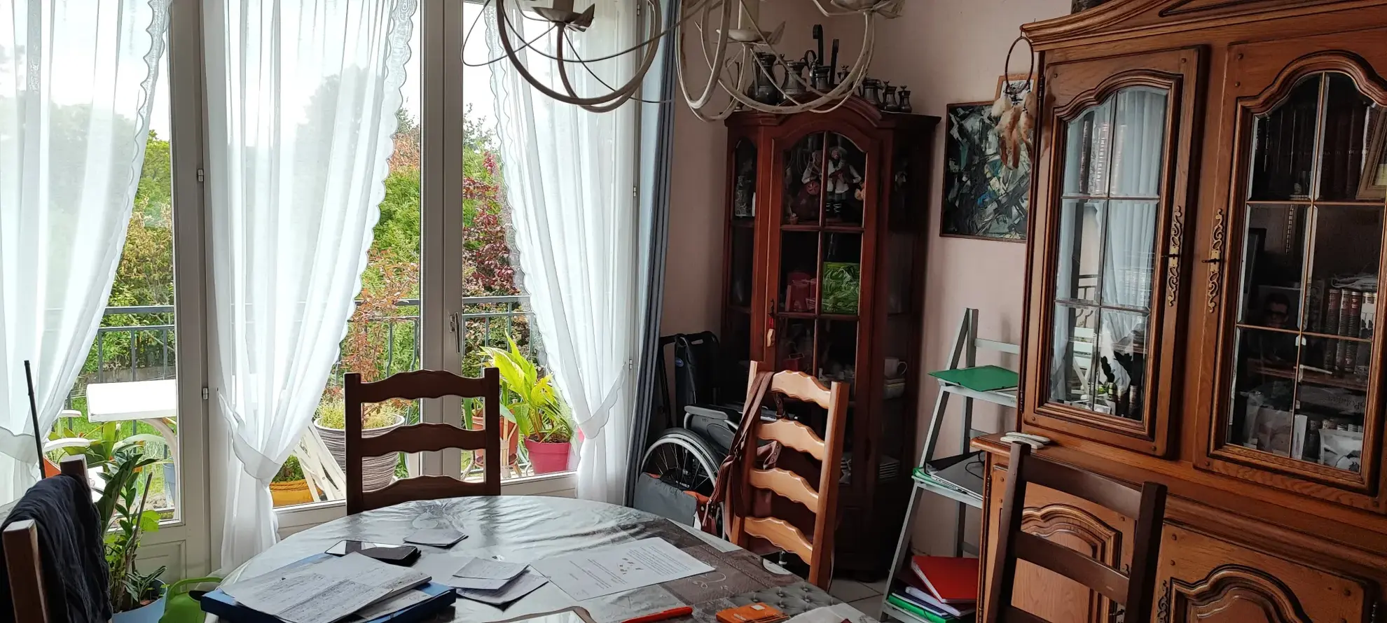 Villa à vendre à Saint-Laurent-de-Chamousset avec grand terrain clos 