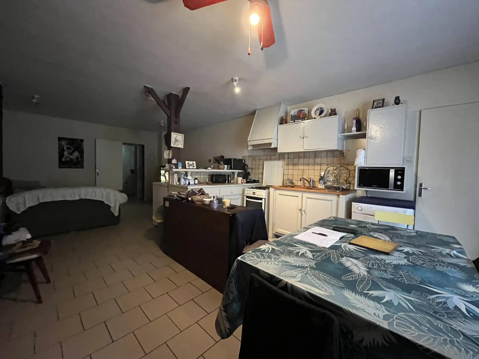 Immeuble rénové avec 3 appartements à vendre près de CHAUMONT 