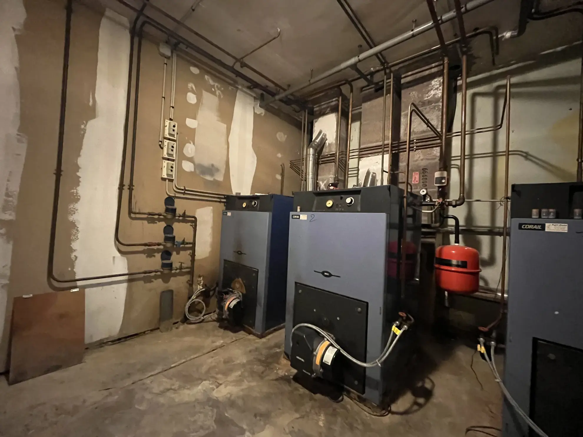 Immeuble rénové avec 3 appartements à vendre près de CHAUMONT 