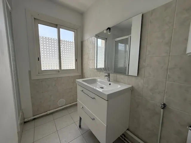 Charmant appartement T3 avec balcon et parking à La Garde 