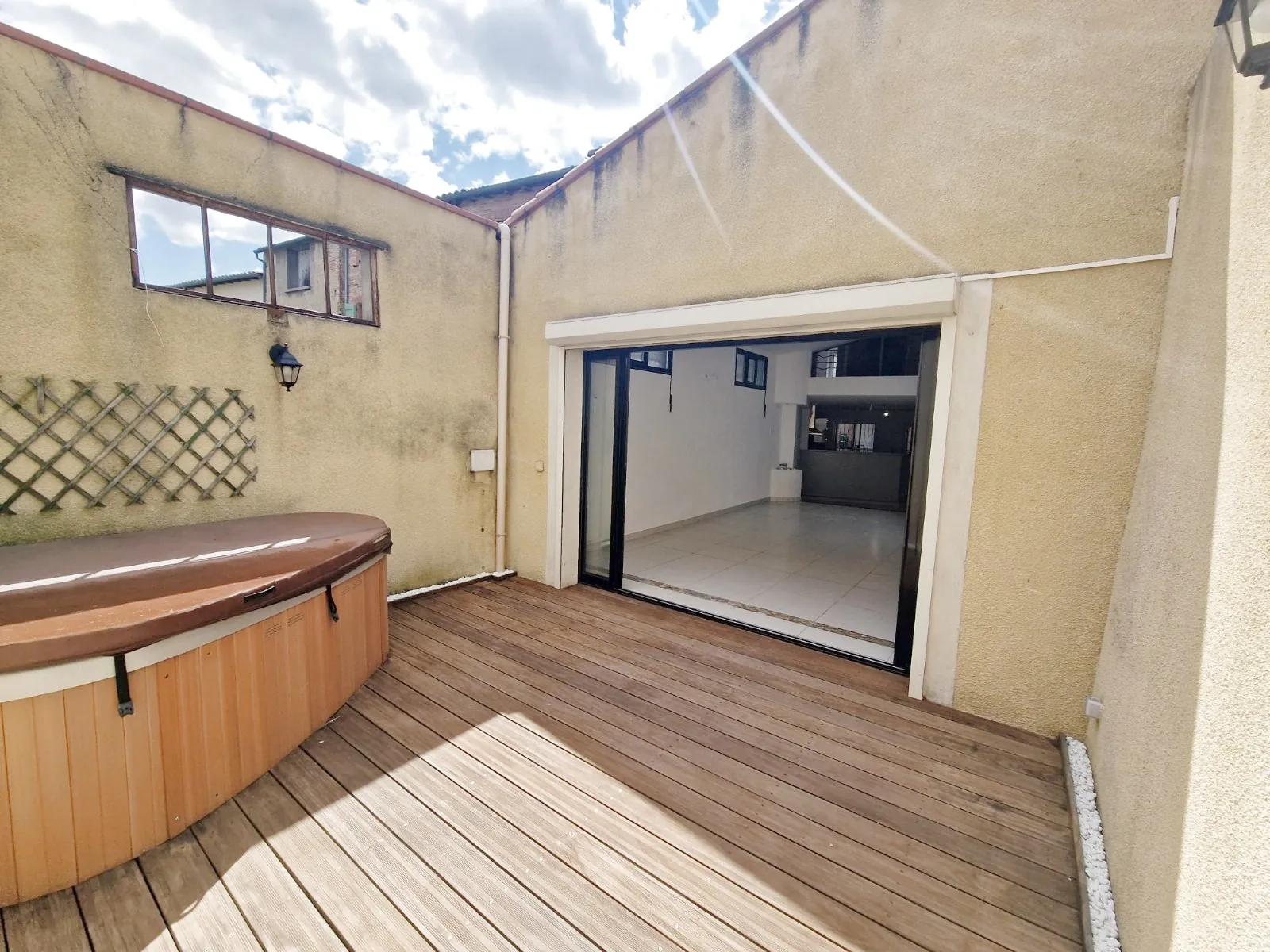 Maison de ville rénovée de 159 m² à Villefranche-de-Lauraguais proche Toulouse 