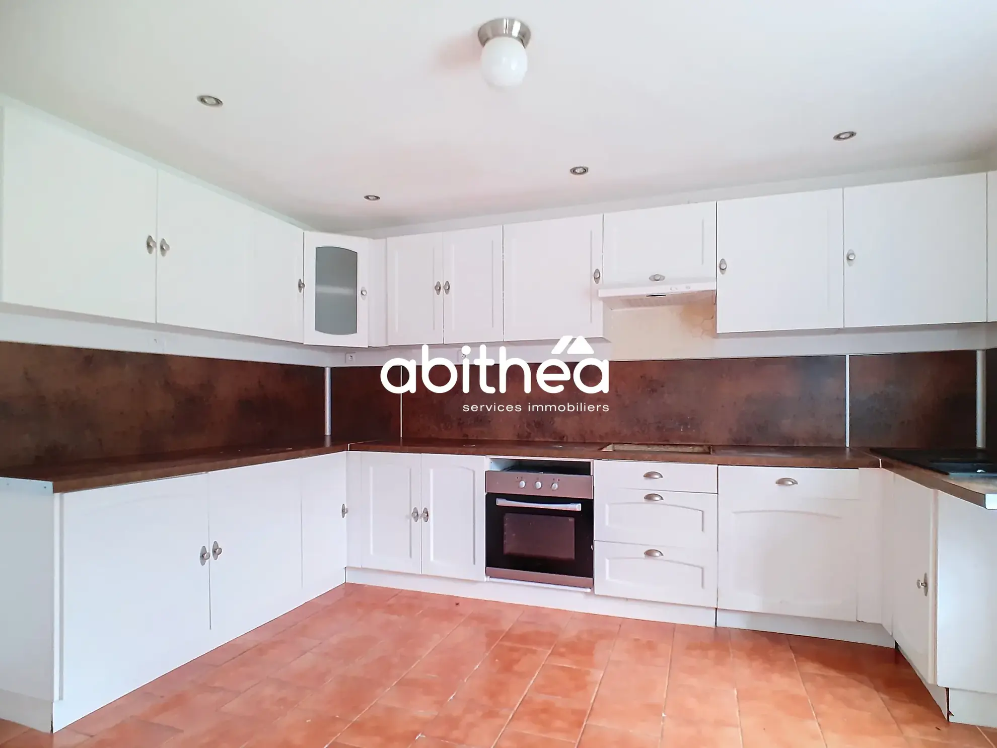 Maison individuelle de 219 m² avec deux maisons, garages, terrasses et vue panoramique à Marcoing 