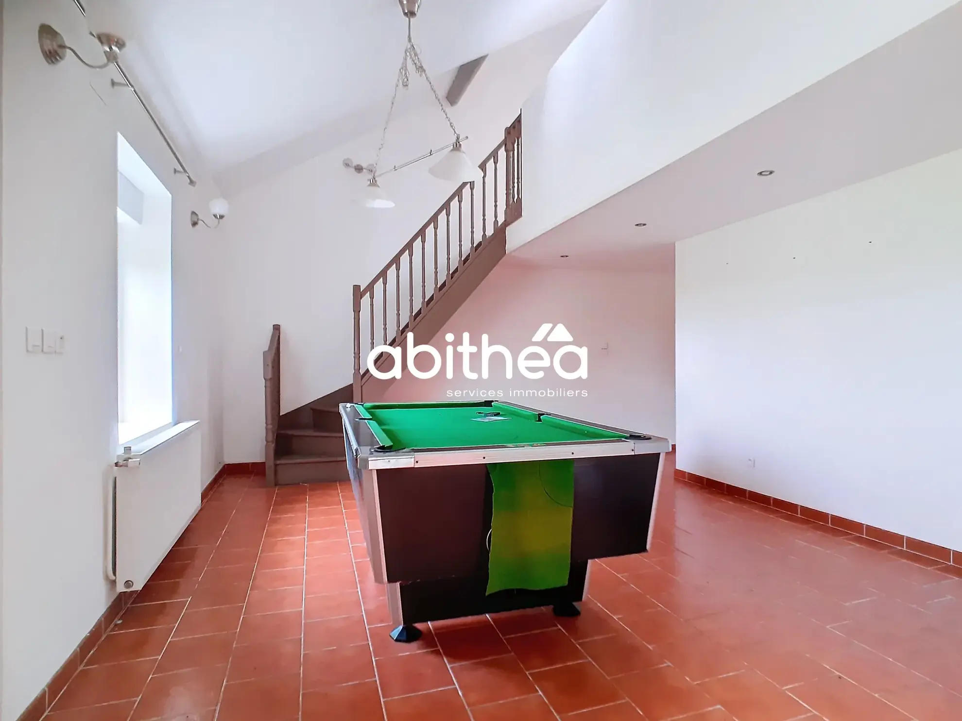 Maison individuelle de 219 m² avec deux maisons, garages, terrasses et vue panoramique à Marcoing 