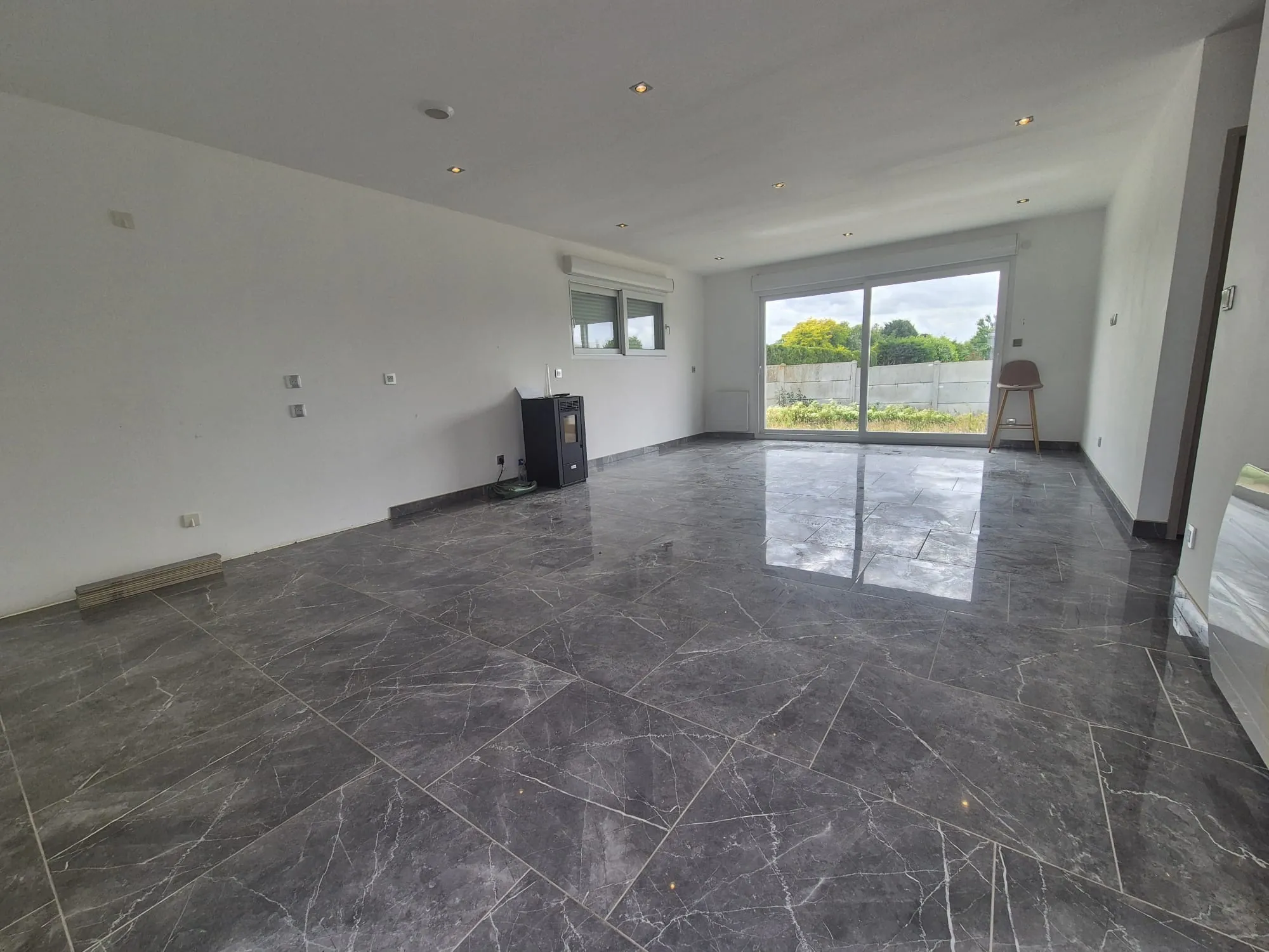 Maison individuelle de plain-pied à Henin Beaumont avec terrain et garage 