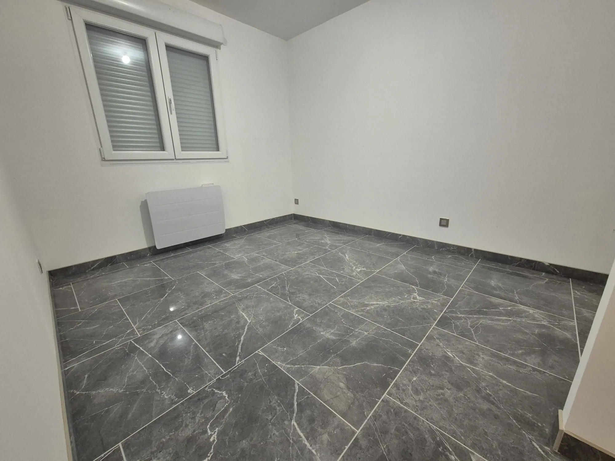 Maison individuelle de plain-pied à Henin Beaumont avec terrain et garage 