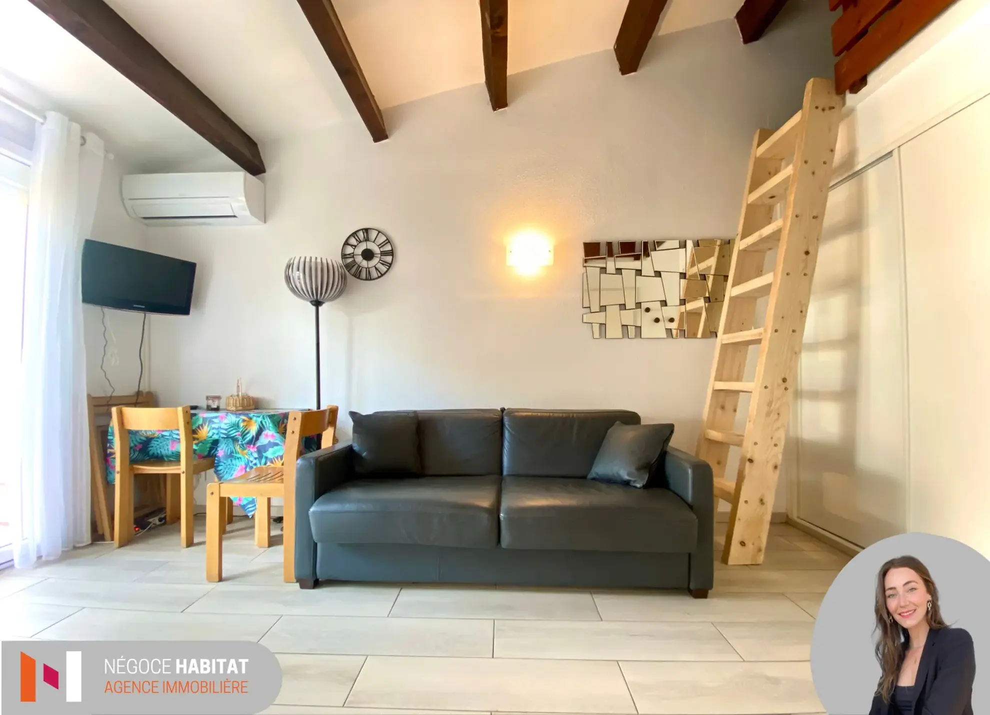 Studio Cabine rénové à Cap d'Agde avec balcon, parking et vue ouest