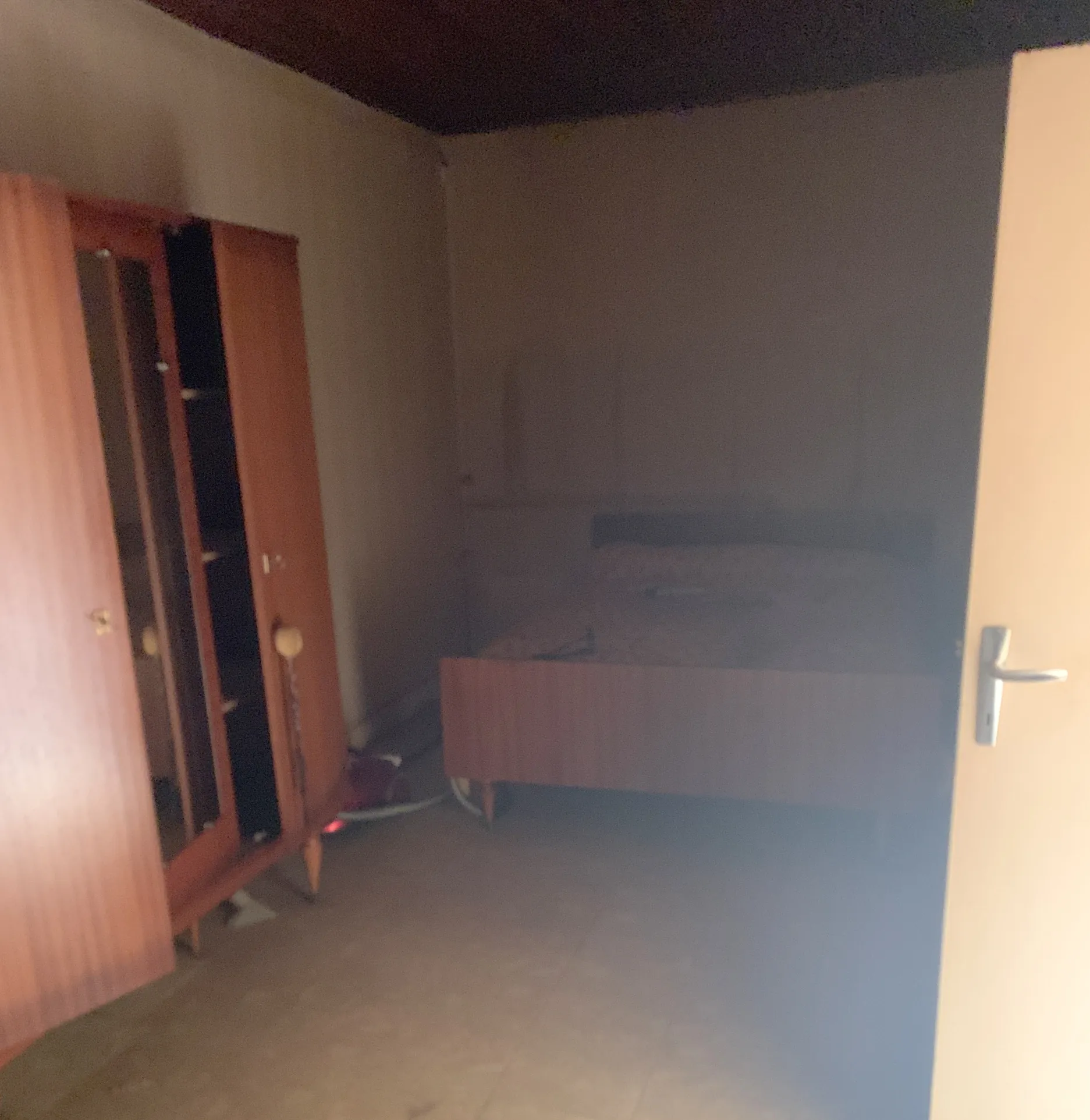 Maison à rénover de 100 m² avec dépendances à Cresse (17160), grand potentiel 