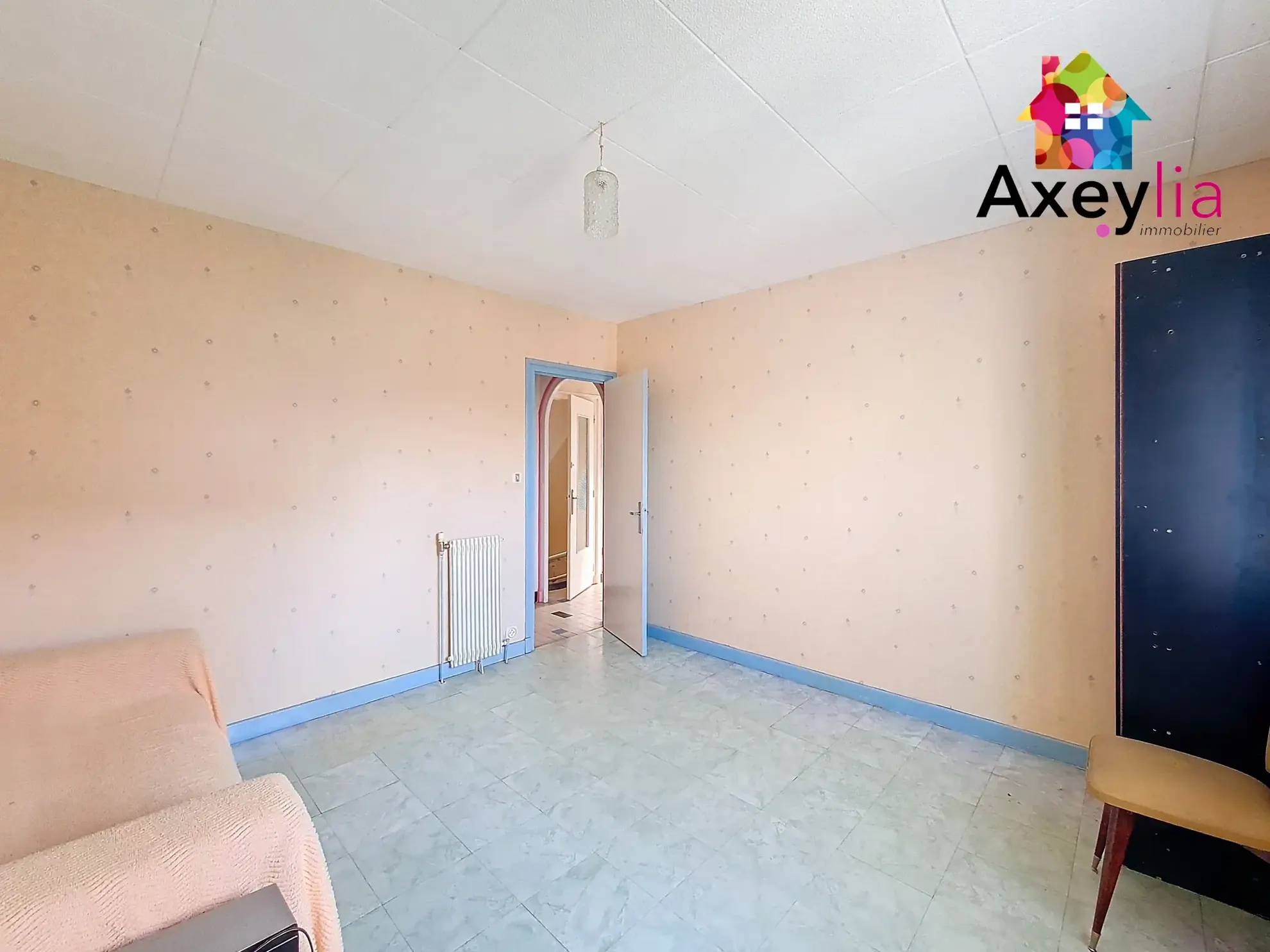 Maison 4 Chambres avec Terrain à Charlieu – Secteur Calme et proche centre 