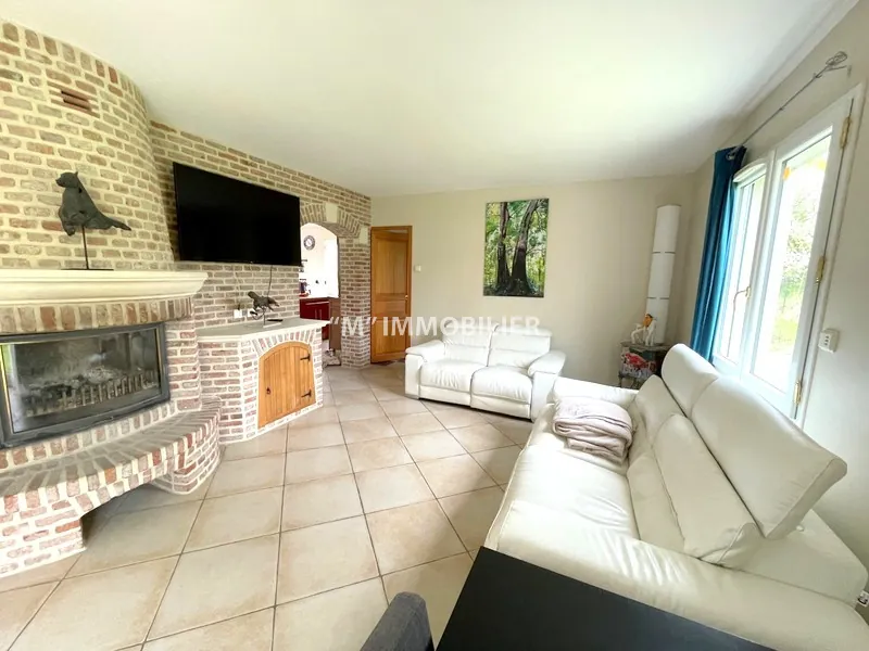 Maison à vendre à 15 min de Château-Thierry, proche Roissy, jardin spacieux et prestations de qualité 