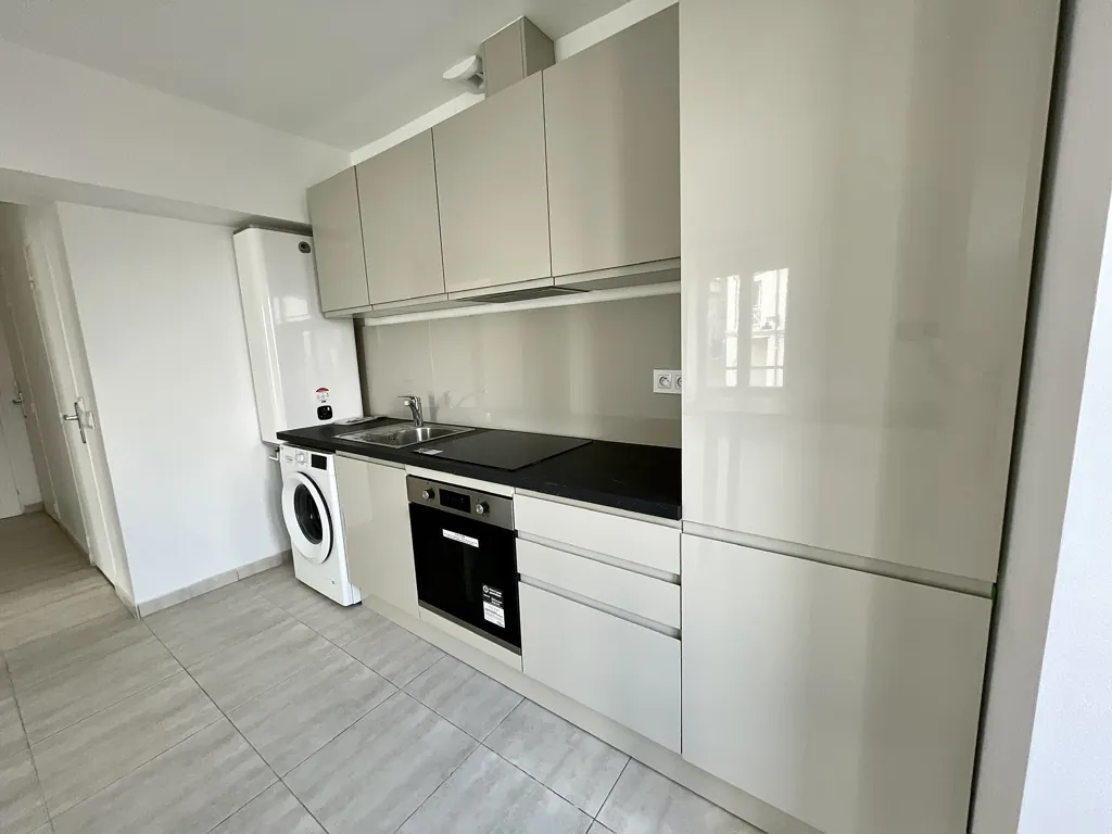 Appartement moderne de 35,56 m² avec parking à Boissy-Saint-Léger, proche RER 