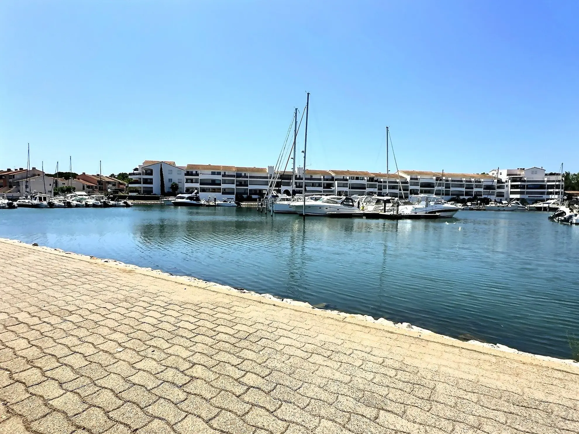 A vendre appartement 2 pièces à Montpellier Centre-Historique, 44 m² avec extérieur 