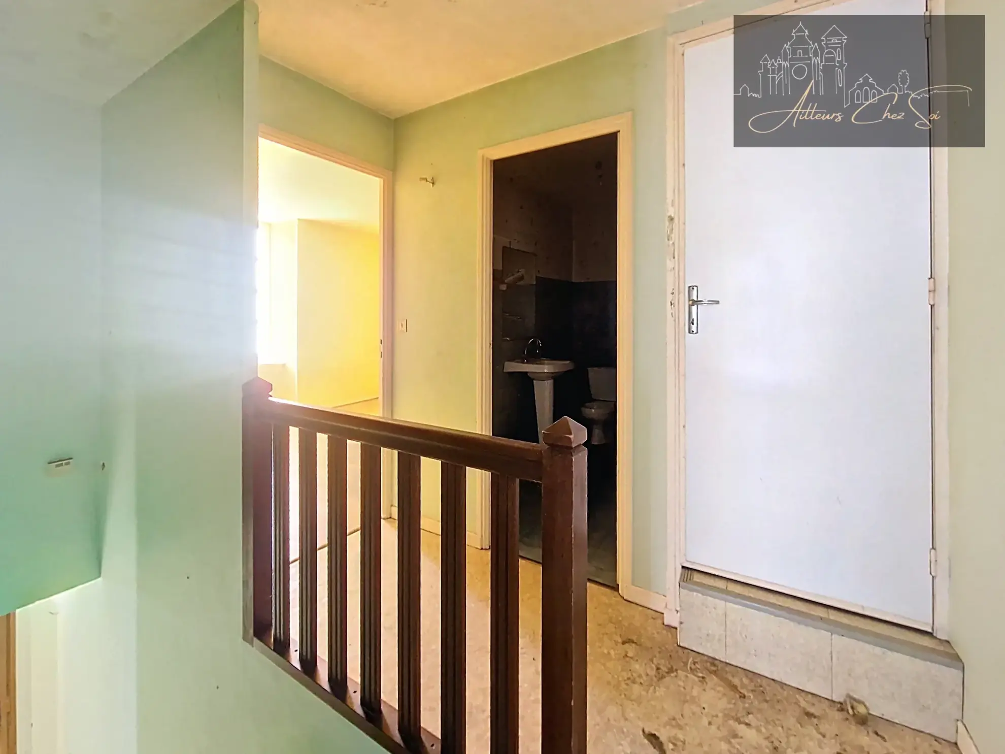 Maison de village à vendre à Cassagnes Begonhes avec grenier à aménager 