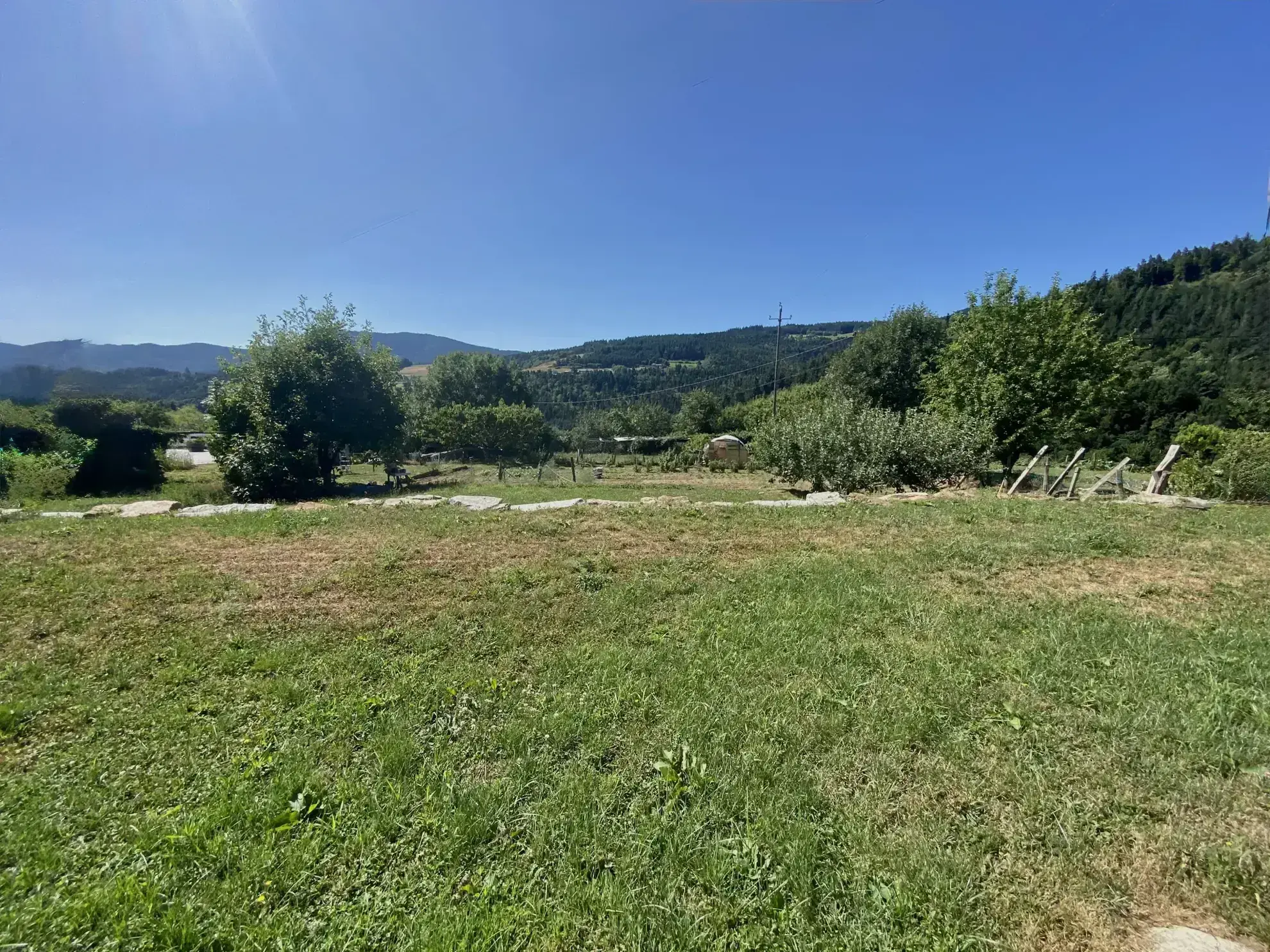 Maison de plain-pied accessible avec véranda à Vanosc en Ardèche 