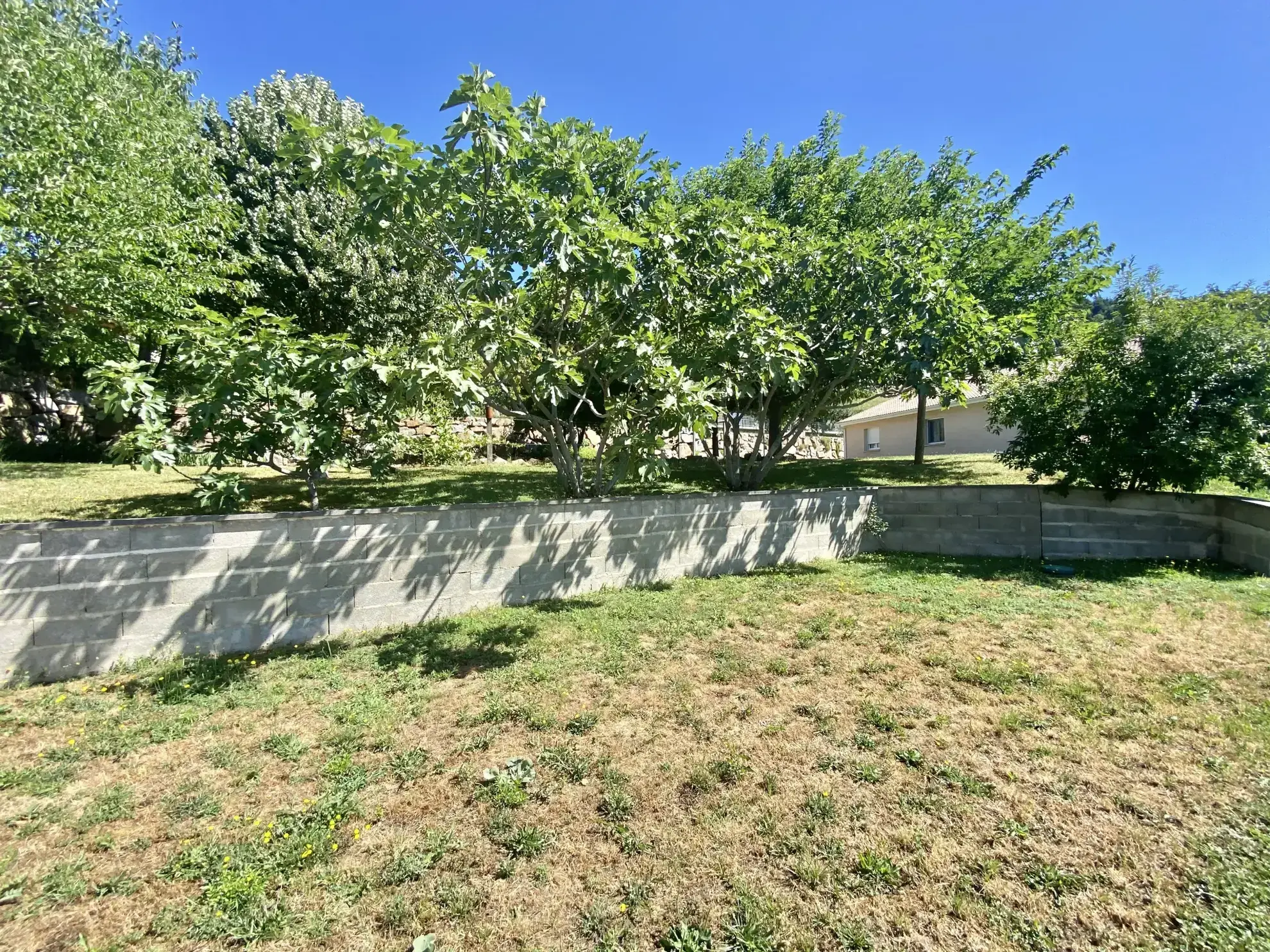 Maison de plain-pied accessible avec véranda à Vanosc en Ardèche 