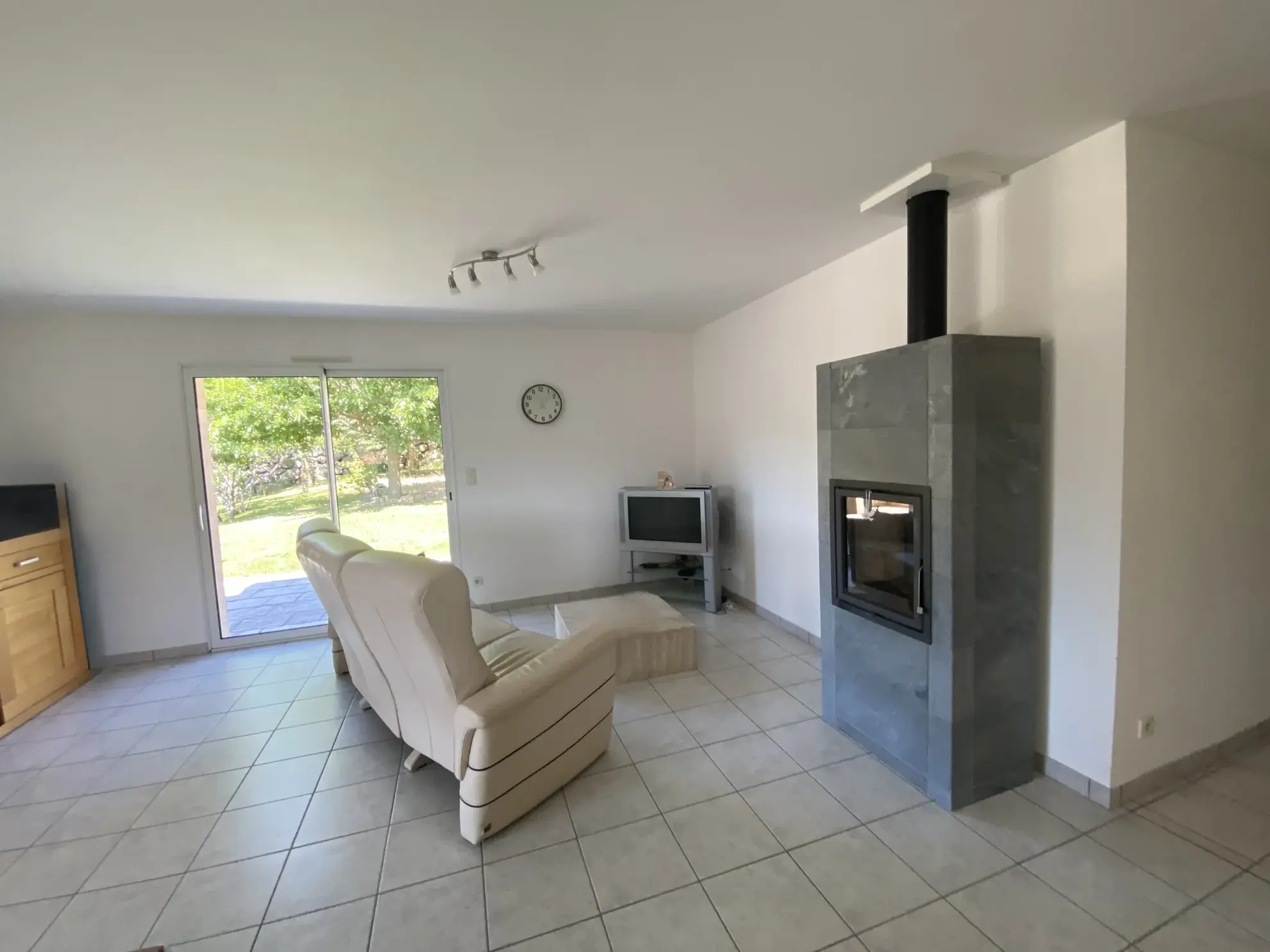 Maison de plain-pied accessible avec véranda à Vanosc en Ardèche 