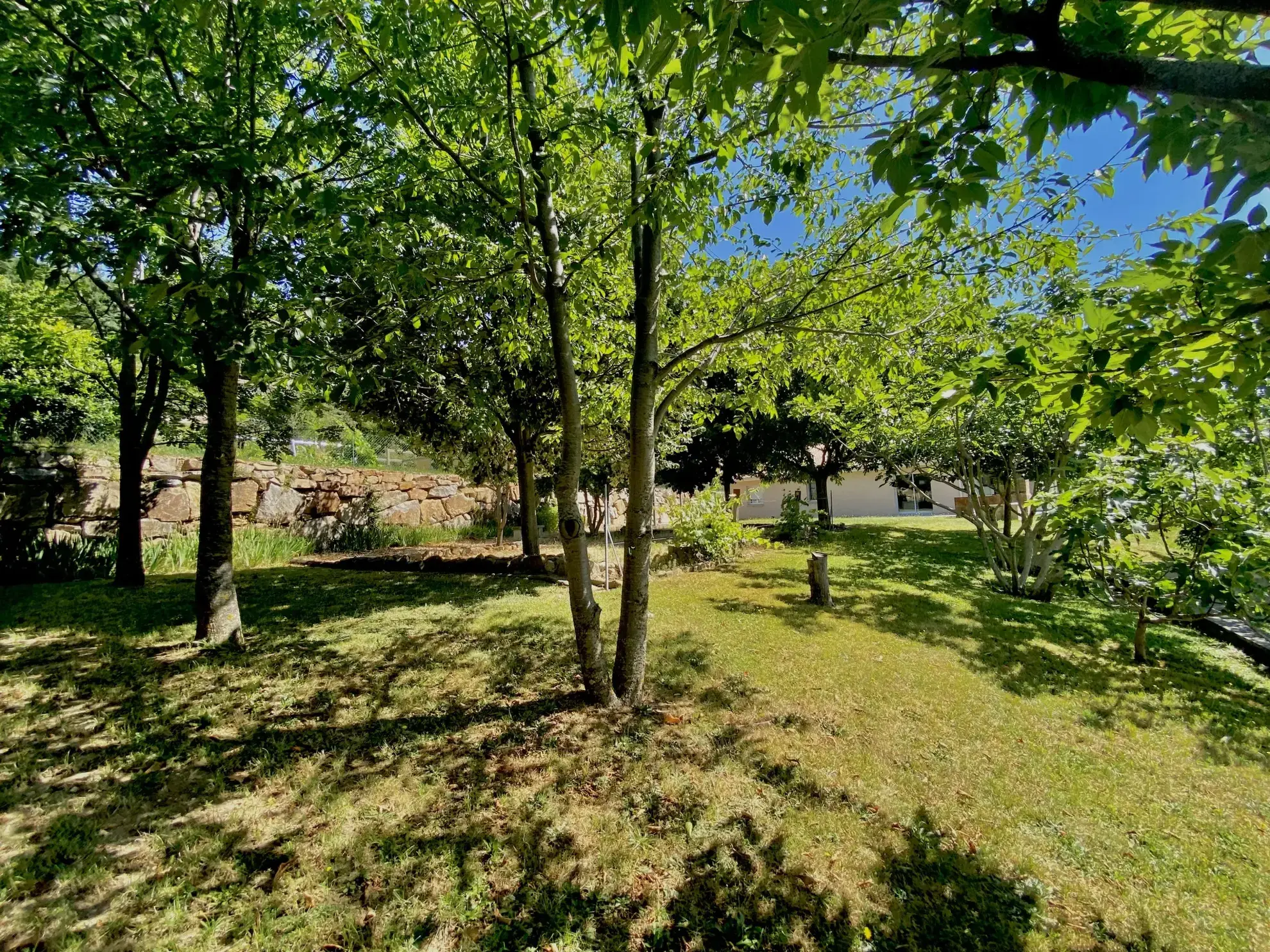 Maison de plain-pied accessible avec véranda à Vanosc en Ardèche 