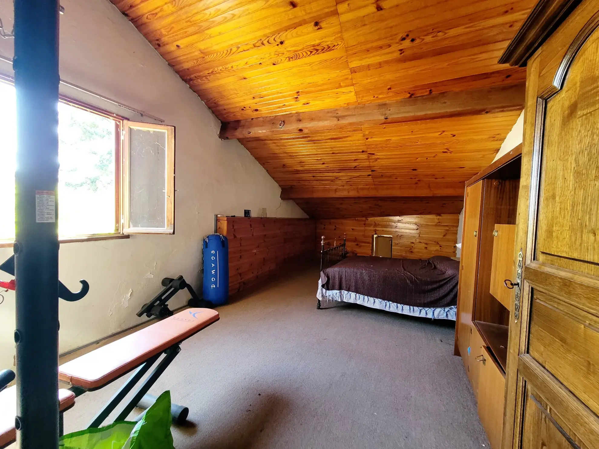 Maison à rénover de 92 m² avec terrain à Reyrieux (01600), proche Lyon 