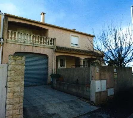 Villa T5 à vendre à Béziers - Jardin, garage et 4 chambres à partir de 80 000 euros