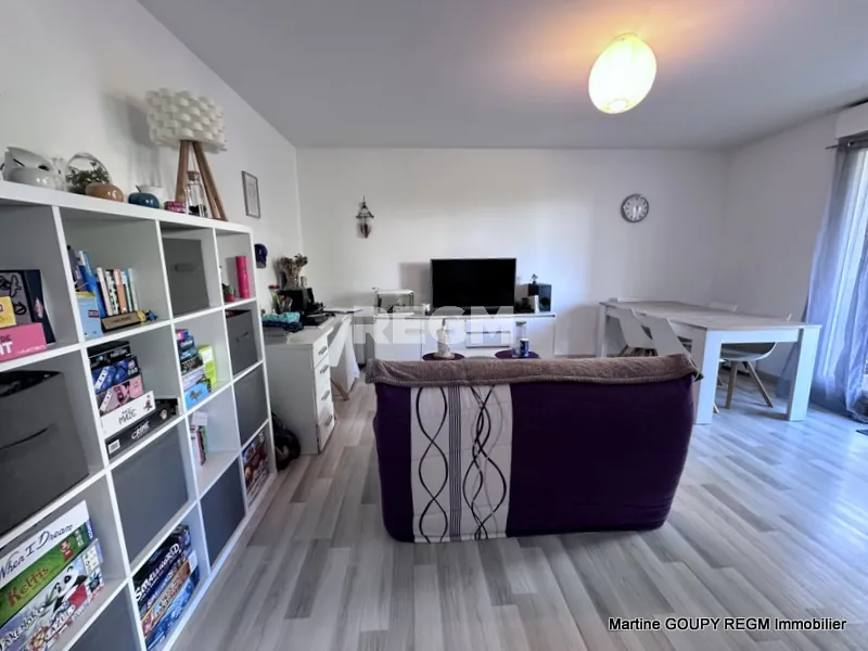 Maison 3 chambres avec garage à Challans - Proximité commerces et grande surface 