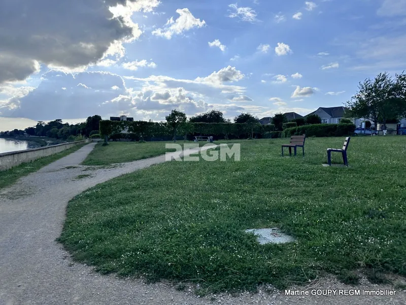 Maison 3 chambres avec garage à Challans - Proximité commerces et grande surface 