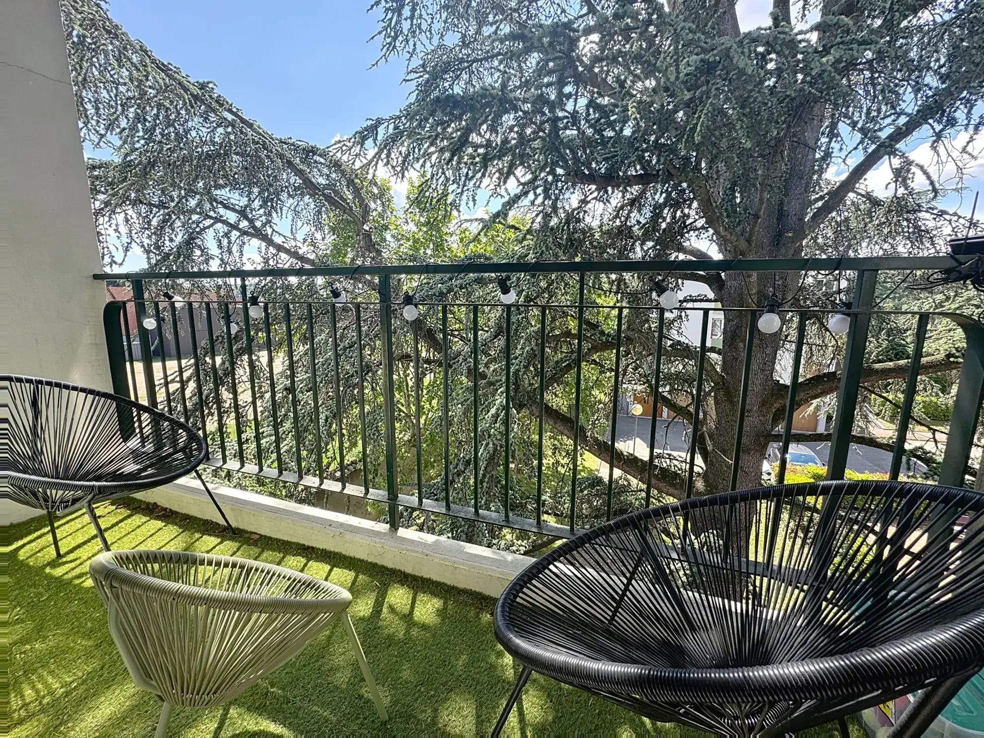 Vente appartement T3 à Pierre-Bénite – 71 m² rénové et lumineux avec balcon