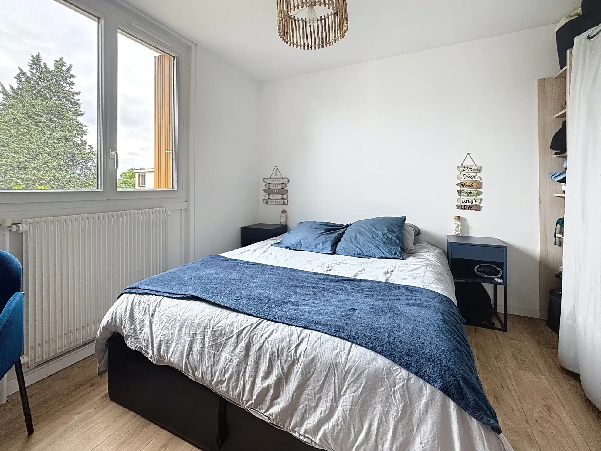 T3 rénové avec balcon à Pierre-Bénite, proximité commodités 