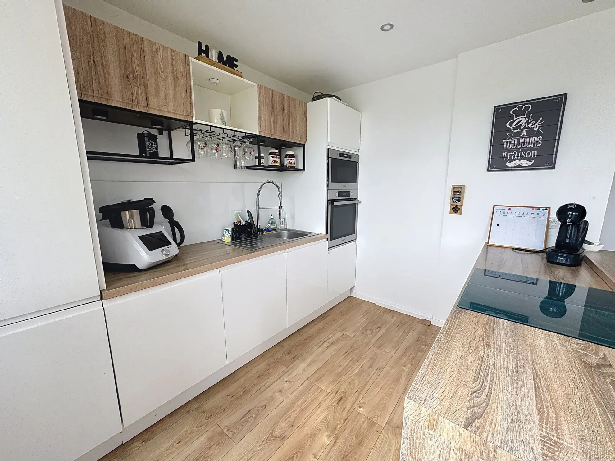 Vente appartement T3 à Pierre-Bénite – 71 m² rénové et lumineux avec balcon 