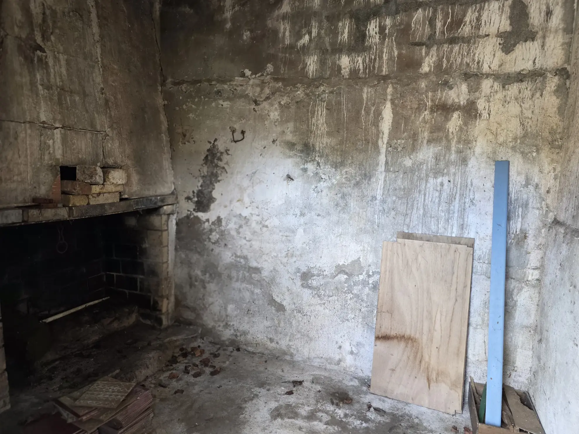 Maison à rénover de 110 m² avec 4 chambres et jardin à Fumel 