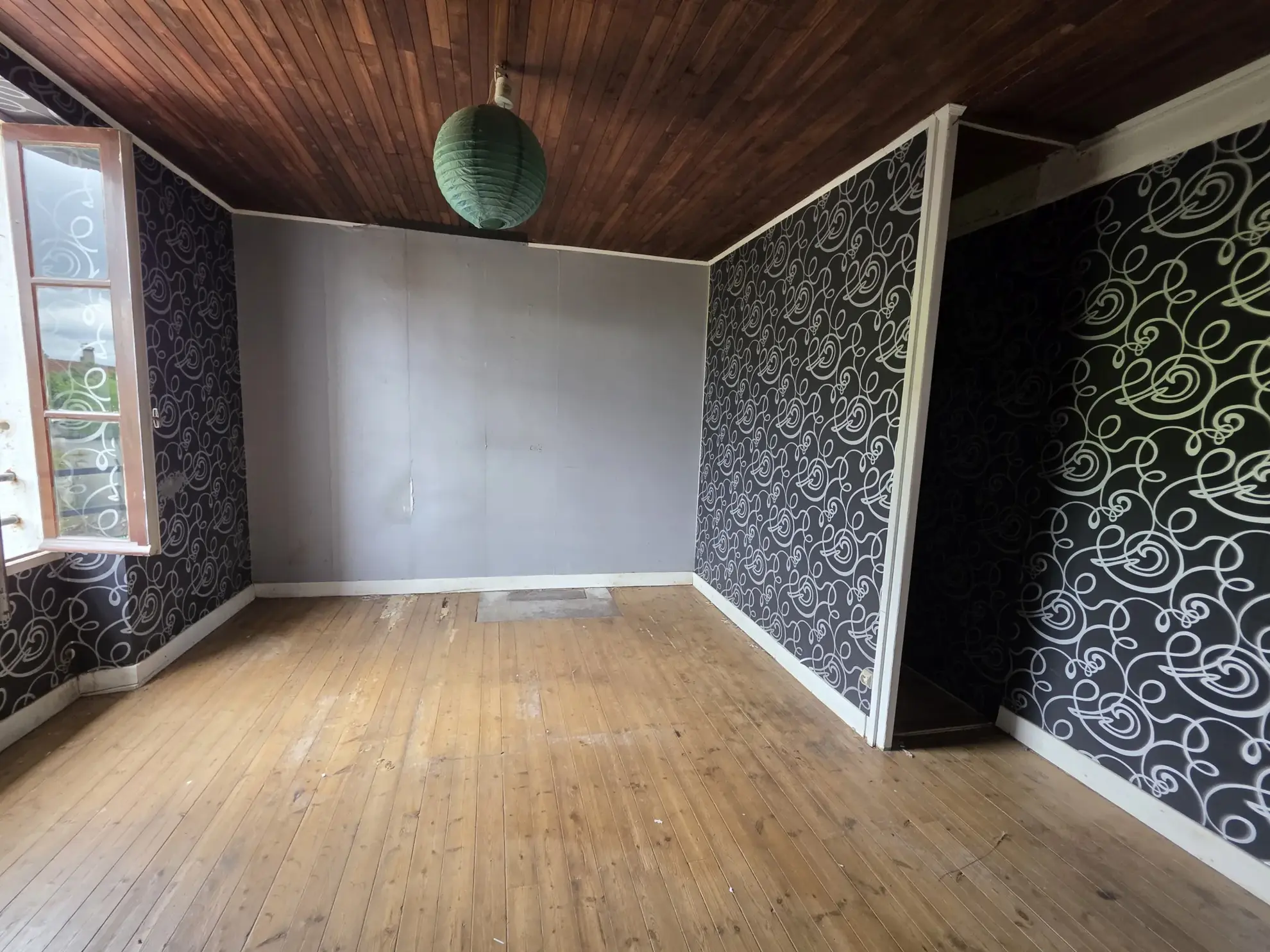 Maison à rénover de 110 m² avec 4 chambres et jardin à Fumel 