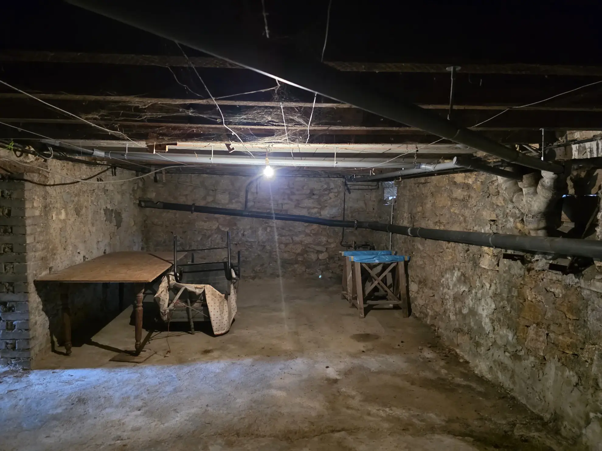 Maison à rénover de 110 m² avec 4 chambres et jardin à Fumel 