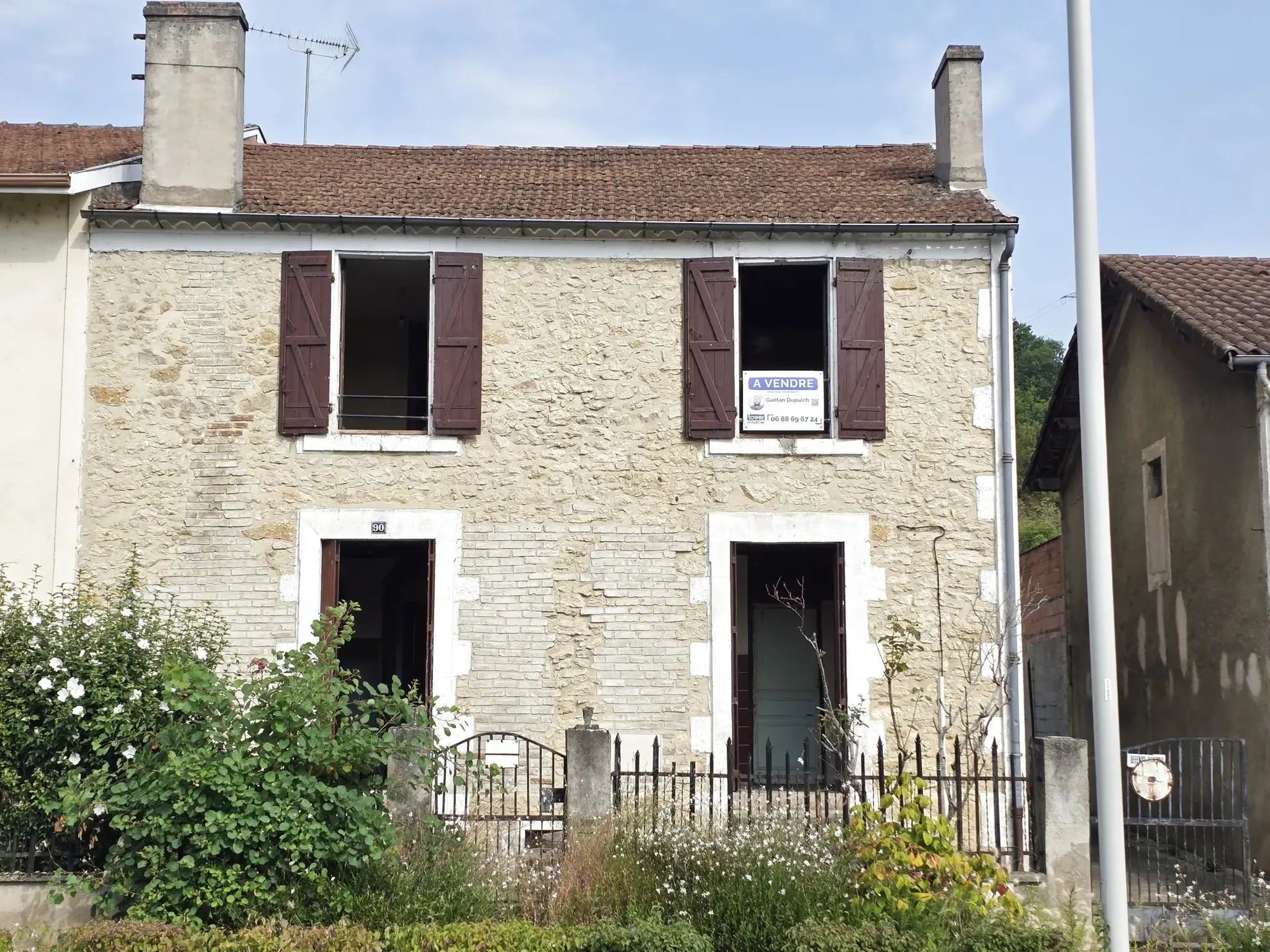 Maison à rénover de 110 m² avec 4 chambres et jardin à Fumel 