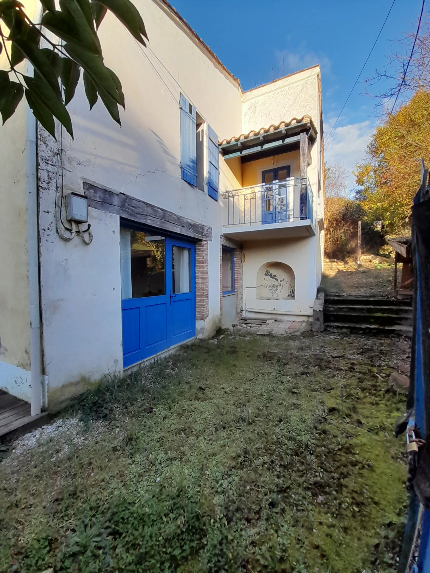 Belle ferme rénovée avec studio proche du centre de Moissac 